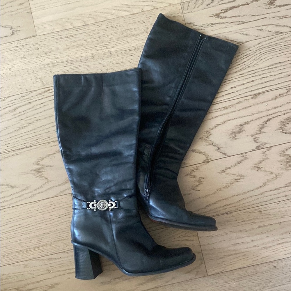 Versace Black Heeled Boots with Block Heel and Side Zipper